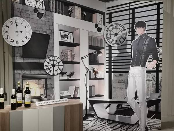 李泽言办公室场景.